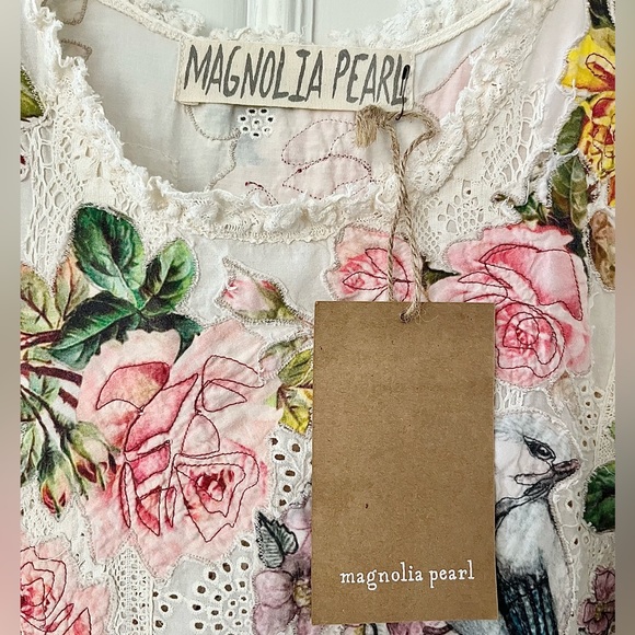 Magnolia Pearl Eyelet Appliqué Coronado Dress - Picture 11 of 11